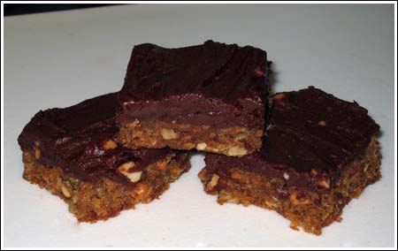 chocolate peanut butter bars icon