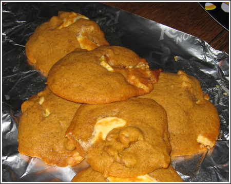 halloweencookies.jpg