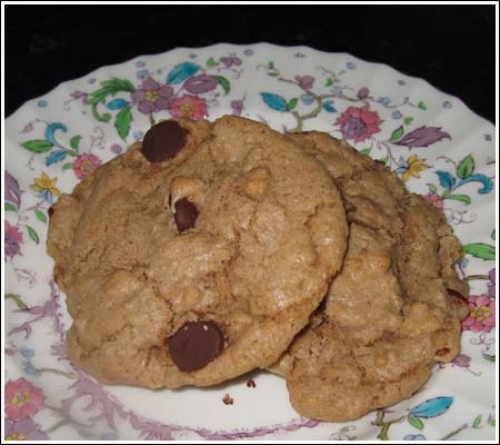 vegan wheat free chocolate chip cookies.jpg