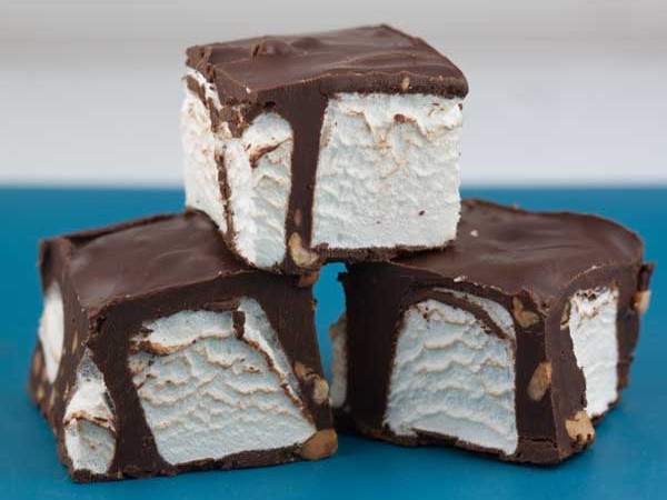 marshmallow peanut butter chocolate squares