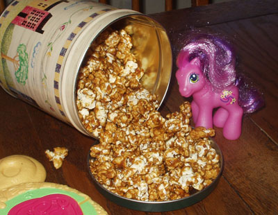 easy caramel corn