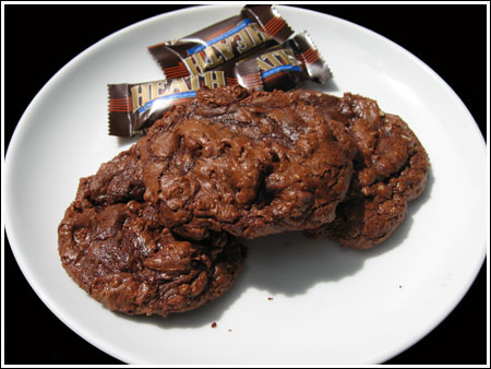 giant chocolate toffee cookies.jpg