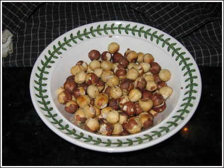 How to Toast Hazelnuts