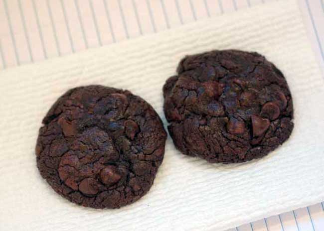 bittersweet chocolate cookies