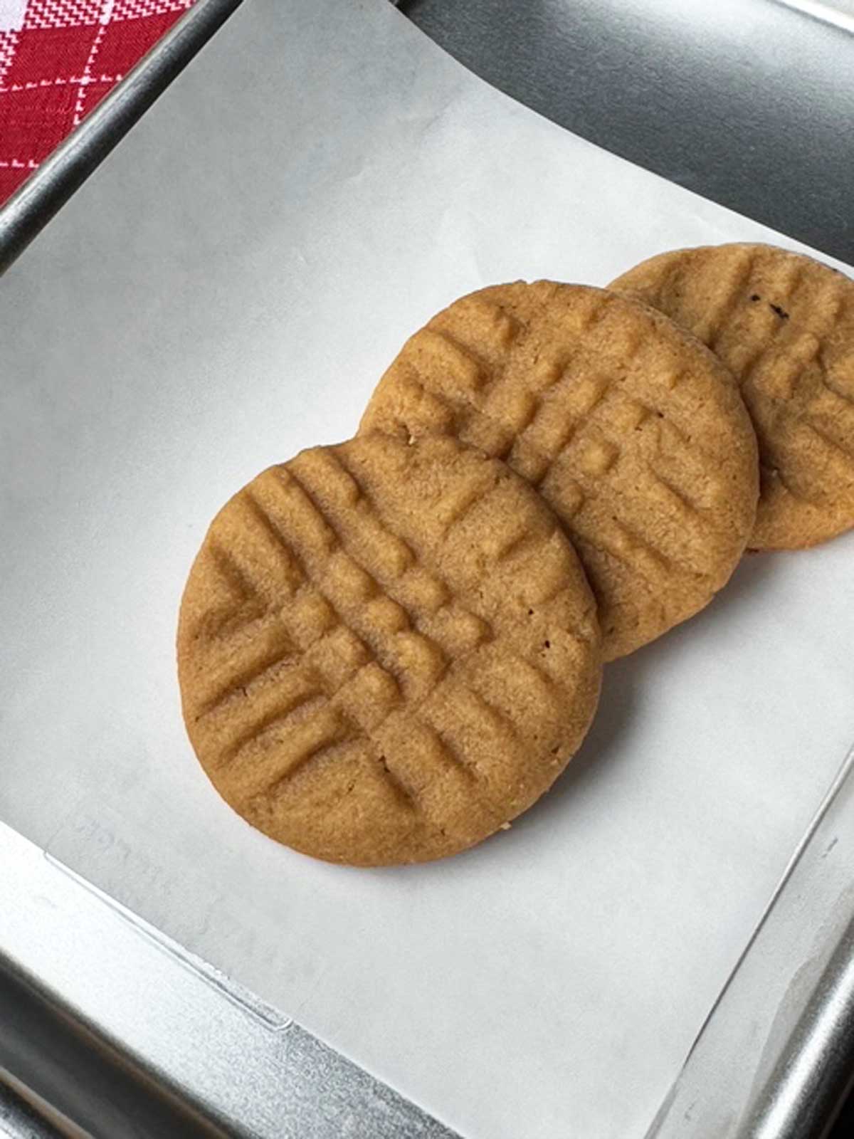 Thin and Chewy Peanut Butter Cookies