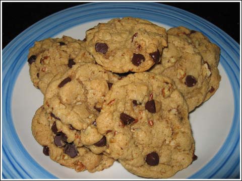 Maple-Pecan Chocolate Chip Cookies