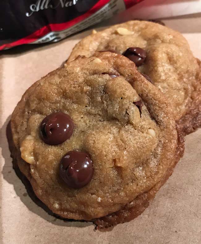 Crispy Edge Chocolate Chip Cookies