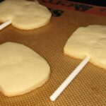 Recipe for thick sugar cookies that you can put on sticks for cookie bouquets.