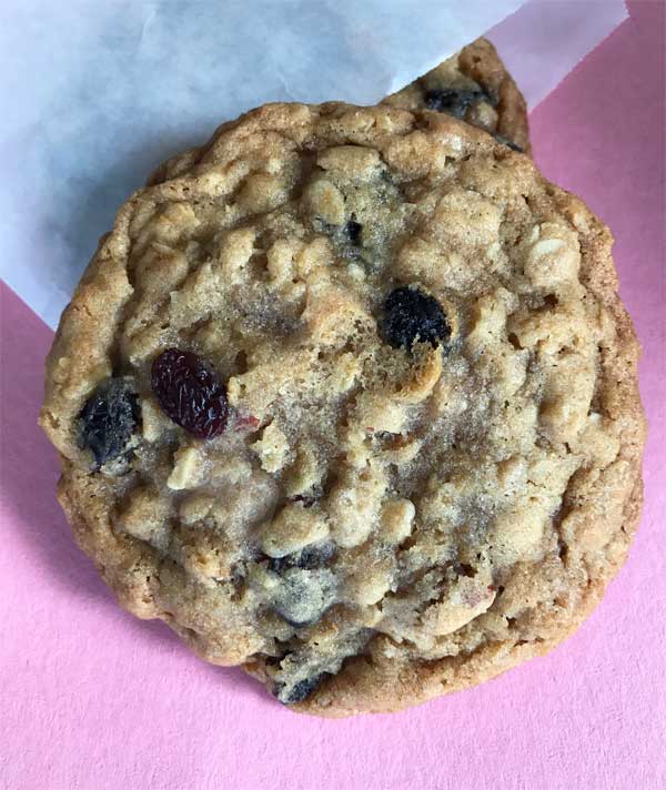 chewy oatmeal cookies