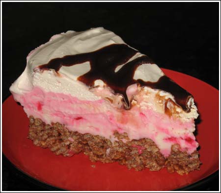 Peppermint Ice Cream Crunch Cake