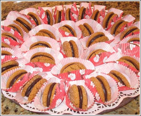 Fudge-Filled Ginger Cookies