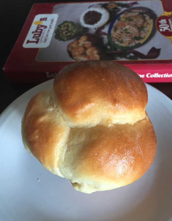 Cloverleaf Rolls made with the Luby's recipe