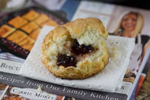 Biscuit with Jelly