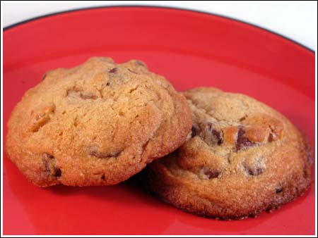 crunchy chocolate chip cookies