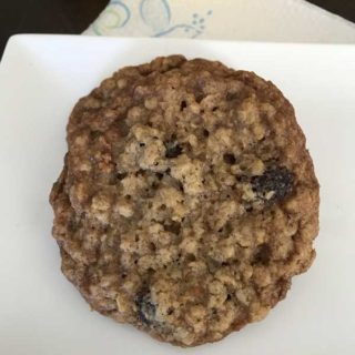 thin chewy oatmeal cookies