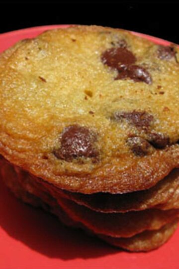 One Bowl Thin Buttery Chocolate Chip Cookies