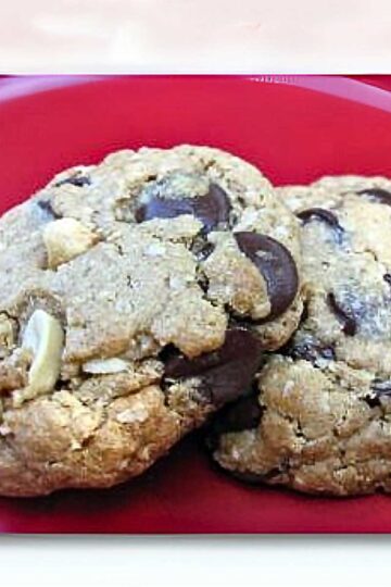 Vegan Peanut Butter Chocolate Chunk Cookies