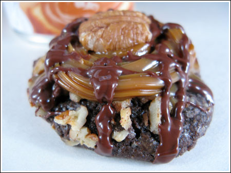 dulcecookiecloseup Chocolate Turtle Cookies