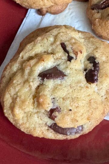 whole wheat chocolate chunk cookies with walnuts.