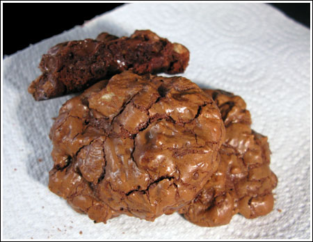 shiny chocolate cookies