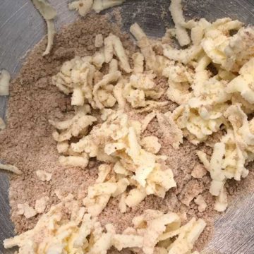 streusel scones