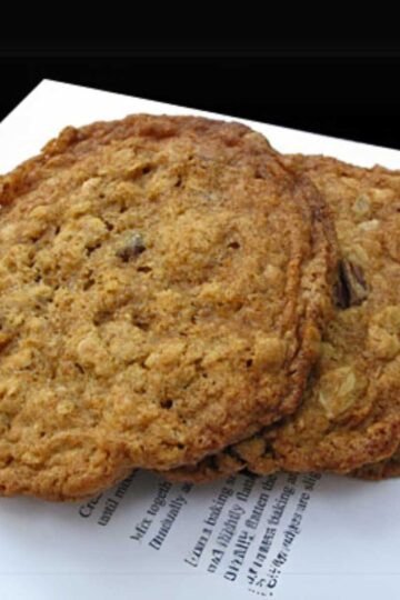 Giant Oatmeal Cookies like Auntie Em's in Los Angeles