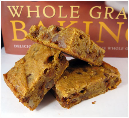 pumpkin-bars golden cinnamon pumpkin bars