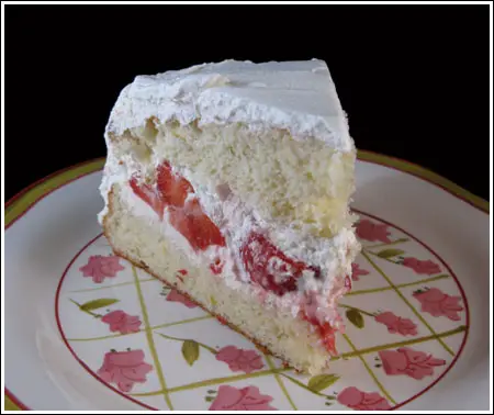 Strawberry & Cream Cake