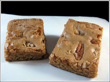 Roasted Pecans Blondies