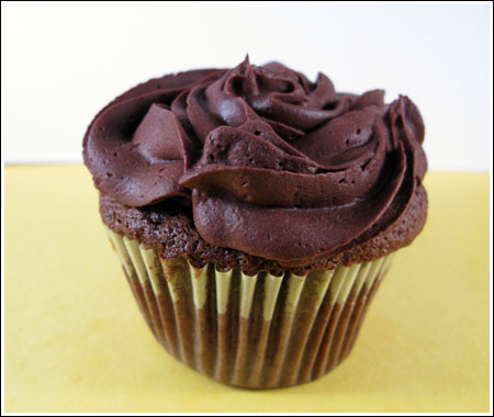 chocolate-cupcake Chocolate Chiffon Cupcakes