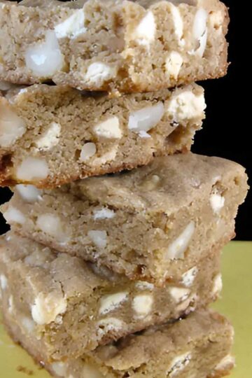 Emeril's Macadamia White Chip Blondies