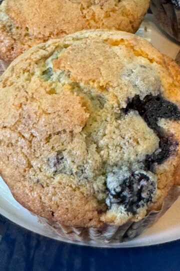 Secrets to making the Jordan Marsh blueberry muffins recipe.