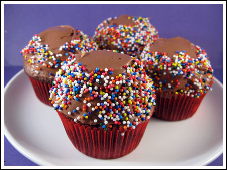 cupcake 004 chocolate sour cream cupcakes