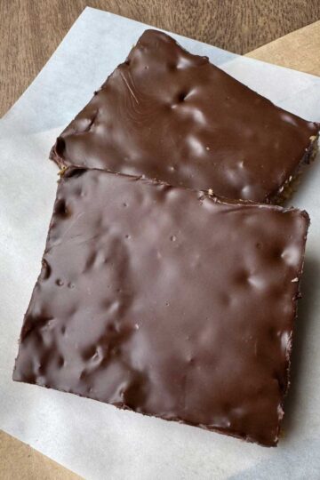 Eggless Chewy Peanut Butter Bars with Chocolate Topping