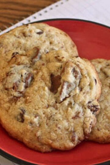 Minnesota's Favorite Cookies also known as Minnesota Munchers with chopped Toblerone for chewiness.