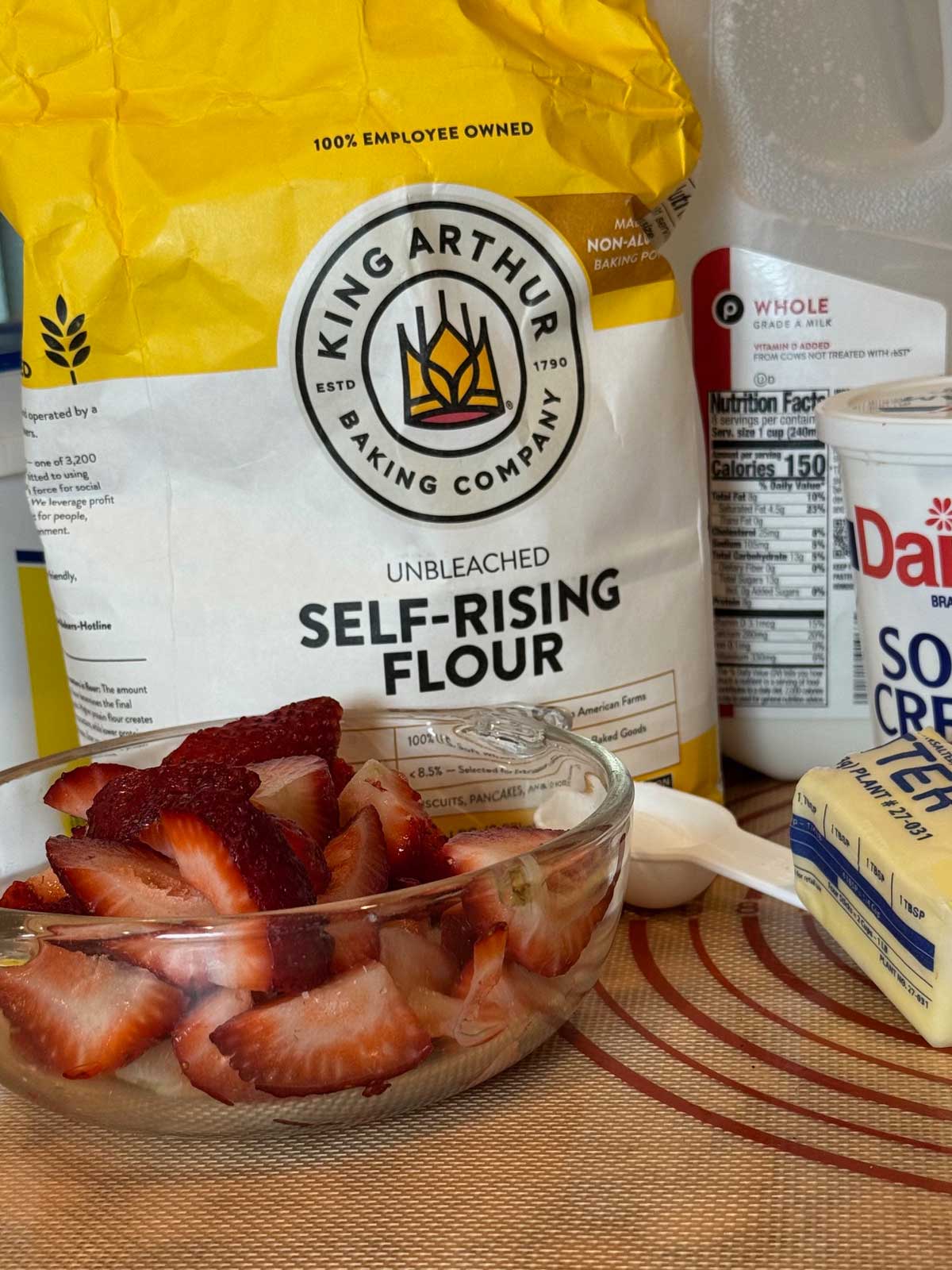 Ingredients for sour cream biscuits that work well for Southern style strawberry shortcake.