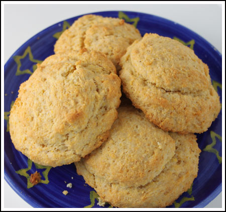 cornmealbiscuits Cornmeal Buttermilk Biscuits