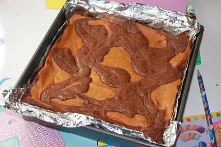 layered pumpkin cheesecake brownies