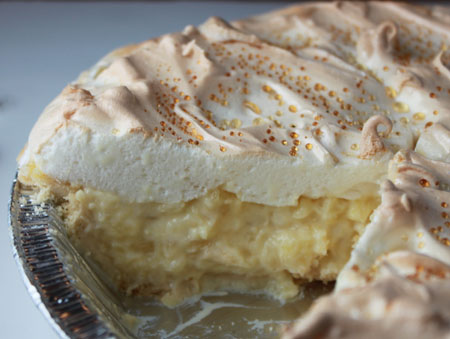 pineapplesourcreampie Pineapple Sour Cream Pie Close-Up