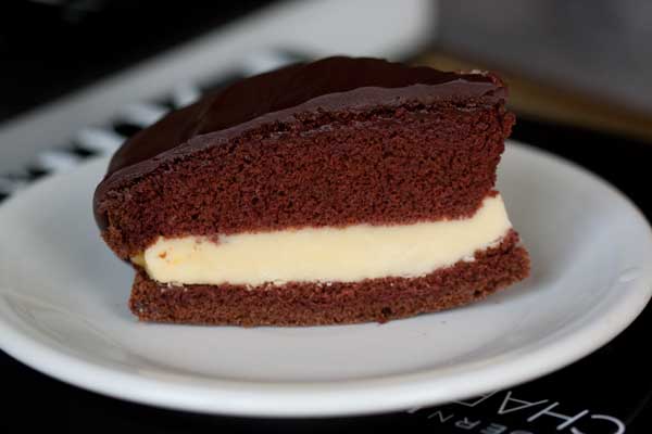 chocolate Boston cream pie