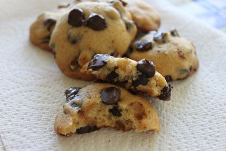 honeychocolatechipcookies Honey Maple Chocolate Chip Cookies
