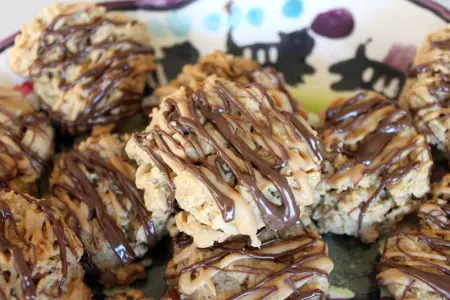 double striped peanut butter cookies