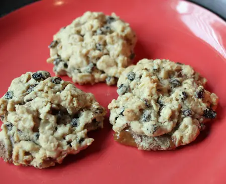 Skor Bar Oatmeal Cookies aka Skor Cookies