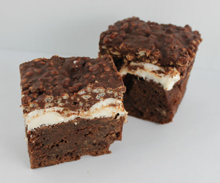 ricekrispietoppedbrownies Rice Krispies Topped Brownies