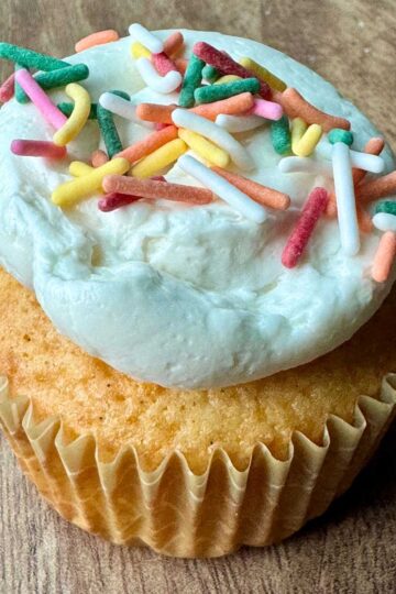 Cornstarch Frosting on a cupcake