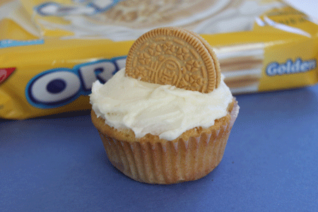 golden-oreo-cupcakes Golden Oreo Cupcakes
