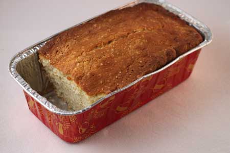 pound-cake sesame crunch whipped cream pound cake