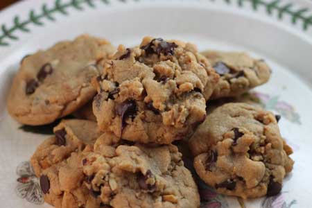 wholewheatpeanutbuttercooki Whole Wheat Peanut Butter Chocolate Chip Cookies