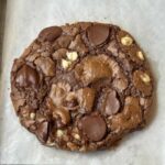 A copycat recipe Ted's Montana Grill cookie.