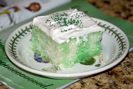 poke-jello-cake Green Jell-O Poke Cake
